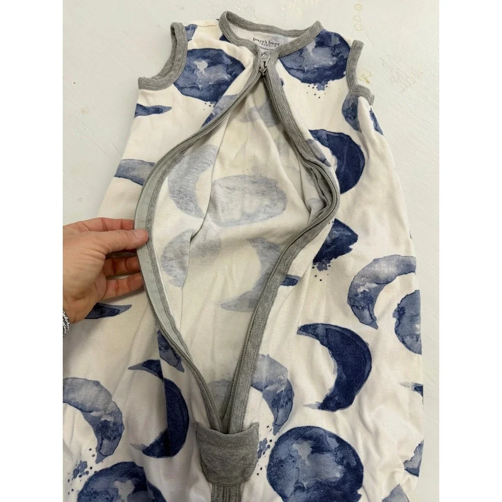 Burt's Bees sleep sack 0-6 months 12-18 lbs